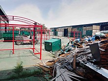 Каркасы остановочных павильонов ОМ-8 габаритными размерами 3000х2000х2400 мм сварены электро-дуговым способом, зачищены, и покрашены в красный цвет, для последующей обшивке остановки поликарбонатом красного цвета