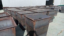 Контейнеры 0,75 м3 сталь 3 мм с крышкой перед покраской и нанесением логотипа покупателя